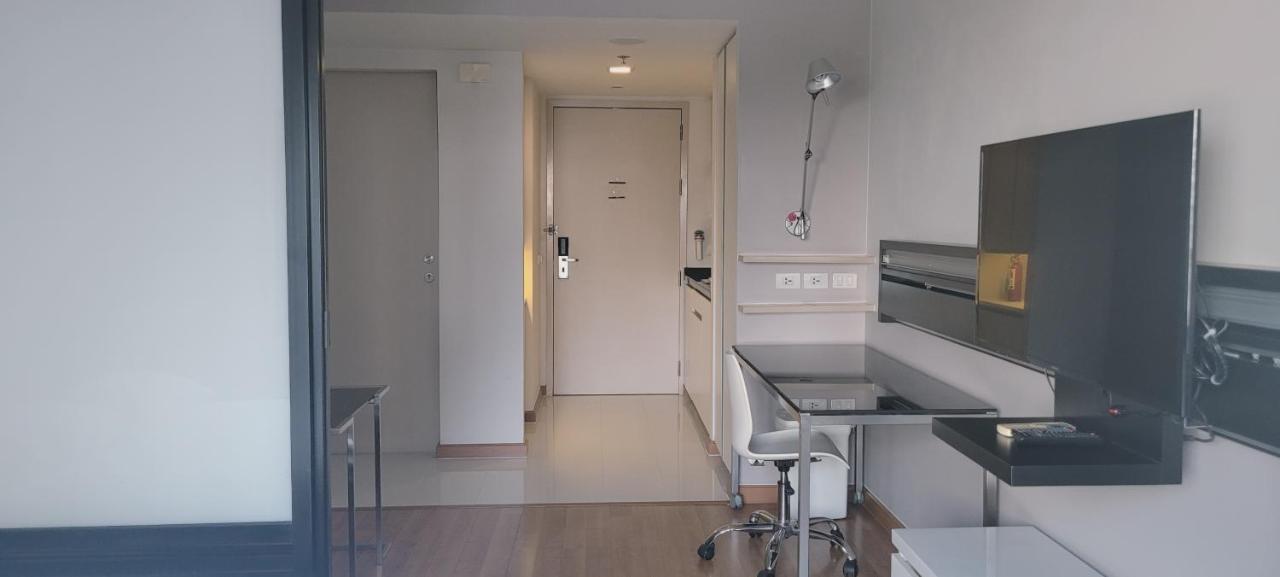 Twenty Three Residence Bangkok Exterior photo